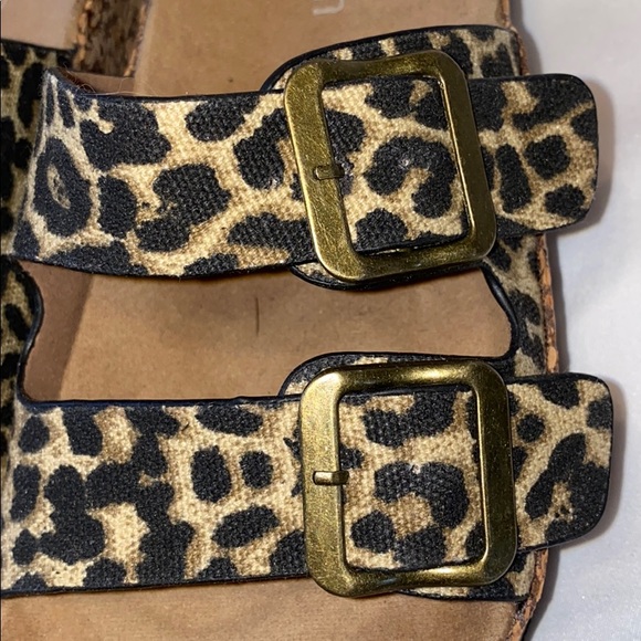 Leopard Print Slides - Picture 4 of 6